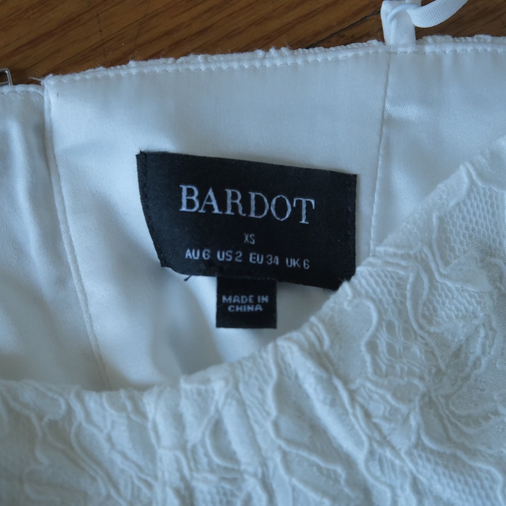 Bardot Corset Top Womens White Lace Bustier Romantic Coquette XS - Picture 6 of 8